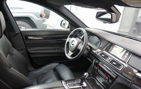 BMW 7 серия, 2014 год, 1 990 000 рублей, 2 фотография