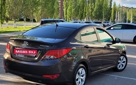 Hyundai Solaris II рестайлинг, 2015 год, 849 000 рублей, 3 фотография