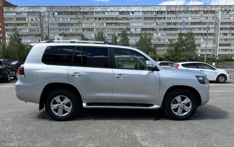 Toyota Land Cruiser 200, 2014 год, 3 780 000 рублей, 5 фотография