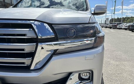 Toyota Land Cruiser 200, 2014 год, 3 780 000 рублей, 21 фотография