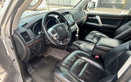 Toyota Land Cruiser 200, 2014 год, 3 780 000 рублей, 20 фотография