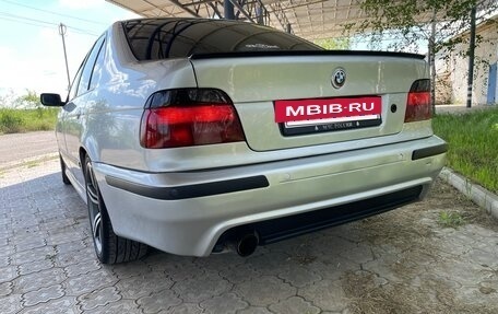 BMW 5 серия, 1998 год, 700 000 рублей, 11 фотография