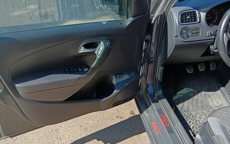 Volkswagen Polo VI (EU Market), 2018 год, 1 300 000 рублей, 21 фотография
