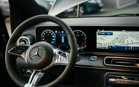Mercedes-Benz V-Класс, 2024 год, 16 990 000 рублей, 4 фотография