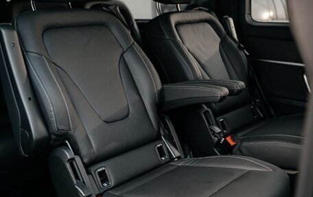 Mercedes-Benz V-Класс, 2024 год, 16 990 000 рублей, 3 фотография
