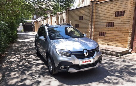 Renault Sandero II рестайлинг, 2022 год, 1 860 000 рублей, 8 фотография