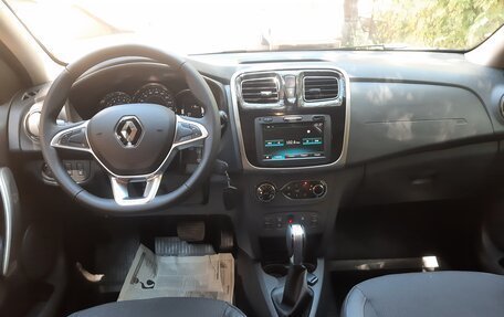 Renault Sandero II рестайлинг, 2022 год, 1 860 000 рублей, 11 фотография