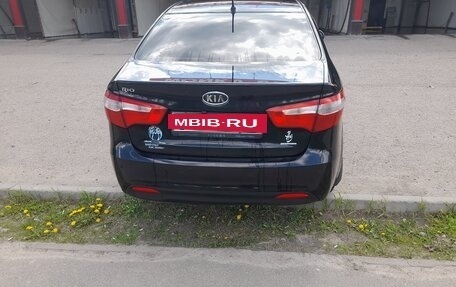 KIA Rio III рестайлинг, 2011 год, 620 000 рублей, 2 фотография