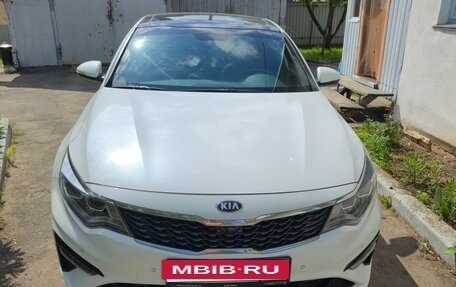 KIA Optima IV, 2019 год, 2 500 000 рублей, 5 фотография