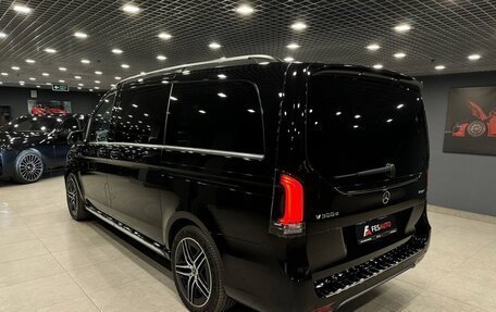 Mercedes-Benz V-Класс, 2024 год, 14 990 000 рублей, 3 фотография