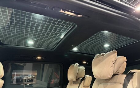 Mercedes-Benz V-Класс, 2024 год, 14 990 000 рублей, 26 фотография