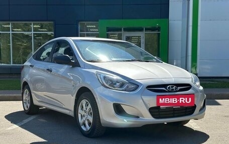 Hyundai Solaris II рестайлинг, 2013 год, 710 000 рублей, 3 фотография