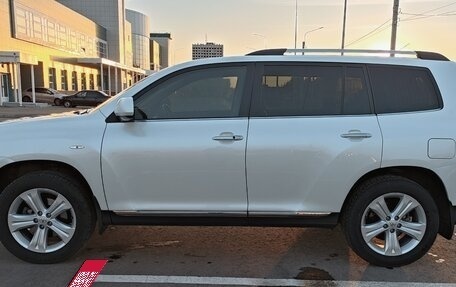 Toyota Highlander III, 2012 год, 2 500 000 рублей, 3 фотография