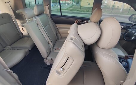 Toyota Highlander III, 2012 год, 2 500 000 рублей, 30 фотография