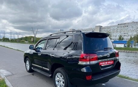 Toyota Land Cruiser 200, 2019 год, 6 100 000 рублей, 5 фотография