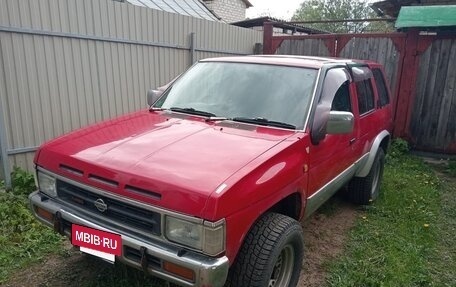 Nissan Terrano II рестайлинг, 1995 год, 800 000 рублей, 9 фотография