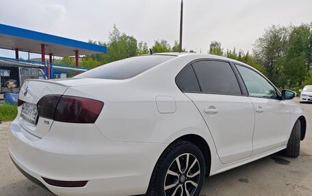 Volkswagen Jetta VI, 2013 год, 1 250 000 рублей, 5 фотография