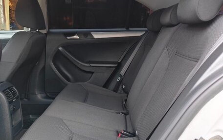Volkswagen Jetta VI, 2013 год, 1 250 000 рублей, 14 фотография