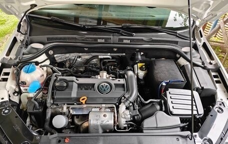 Volkswagen Jetta VI, 2013 год, 1 250 000 рублей, 18 фотография