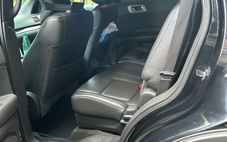 Ford Explorer VI, 2013 год, 1 799 000 рублей, 10 фотография