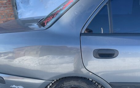 Mitsubishi Carisma I, 2001 год, 135 000 рублей, 5 фотография