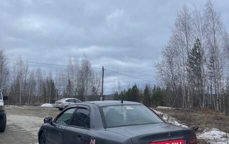 Mitsubishi Carisma I, 2001 год, 135 000 рублей, 4 фотография