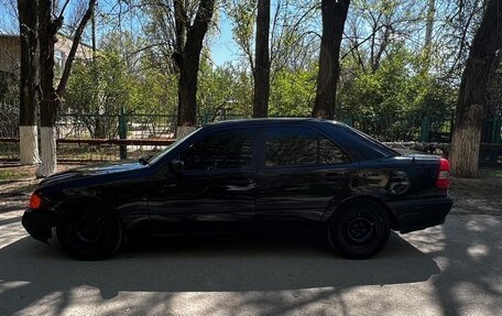 Mercedes-Benz C-Класс, 1996 год, 230 000 рублей, 2 фотография