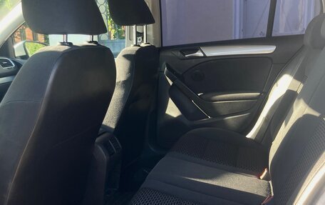 Volkswagen Golf VI, 2011 год, 750 000 рублей, 11 фотография