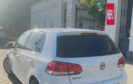 Volkswagen Golf VI, 2011 год, 750 000 рублей, 2 фотография