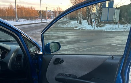 Honda Fit III, 2006 год, 310 000 рублей, 6 фотография