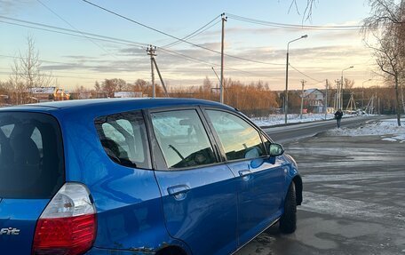 Honda Fit III, 2006 год, 310 000 рублей, 4 фотография
