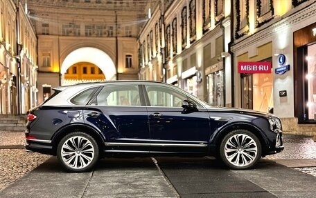 Bentley Bentayga I, 2021 год, 24 777 776 рублей, 11 фотография