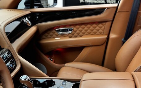 Bentley Bentayga I, 2021 год, 24 777 776 рублей, 29 фотография