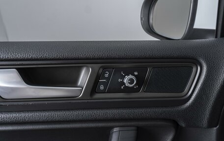 Volkswagen Touareg III, 2014 год, 2 085 000 рублей, 21 фотография