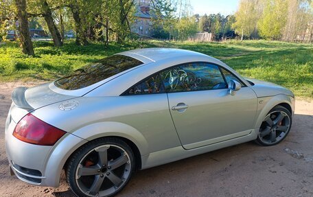 Audi TT, 2000 год, 750 000 рублей, 17 фотография