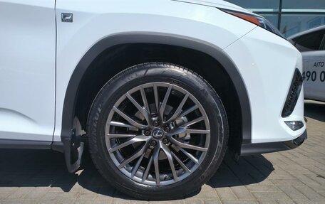Lexus RX IV рестайлинг, 2020 год, 5 770 000 рублей, 9 фотография