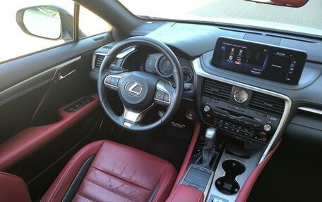 Lexus RX IV рестайлинг, 2020 год, 5 770 000 рублей, 19 фотография