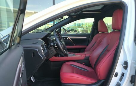 Lexus RX IV рестайлинг, 2020 год, 5 770 000 рублей, 36 фотография