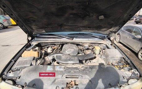 Chevrolet Tahoe II, 2001 год, 710 000 рублей, 2 фотография