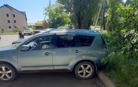 Mitsubishi Outlander III рестайлинг 3, 2006 год, 880 000 рублей, 7 фотография