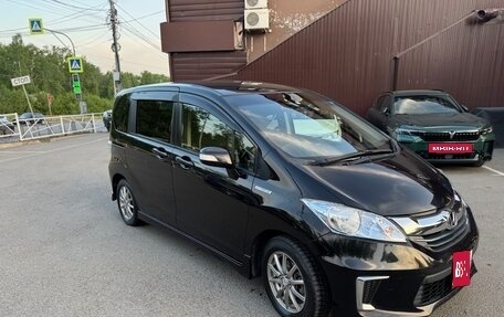 Honda Freed I, 2014 год, 1 360 000 рублей, 3 фотография