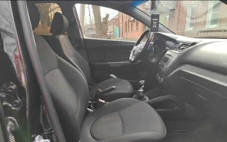 KIA Rio III рестайлинг, 2017 год, 13 фотография