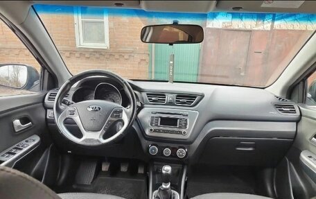 KIA Rio III рестайлинг, 2017 год, 14 фотография