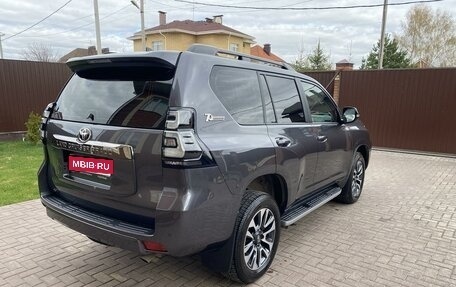 Toyota Land Cruiser Prado 150 рестайлинг 2, 2021 год, 7 350 000 рублей, 1 фотография