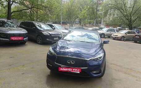 Infiniti Q30, 2017 год, 2 090 000 рублей, 6 фотография