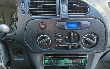 Mitsubishi Colt VI рестайлинг, 1998 год, 220 000 рублей, 8 фотография