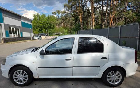 Renault Logan I, 2012 год, 315 000 рублей, 2 фотография