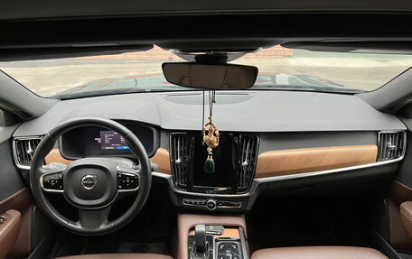 Volvo S90 II рестайлинг, 2022 год, 3 092 000 рублей, 3 фотография