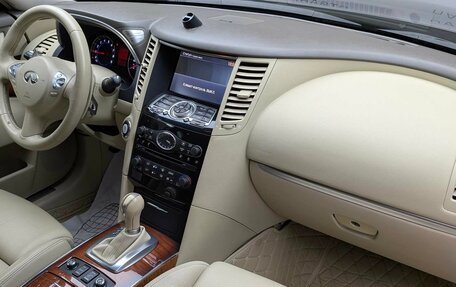 Infiniti FX II, 2011 год, 1 695 000 рублей, 14 фотография
