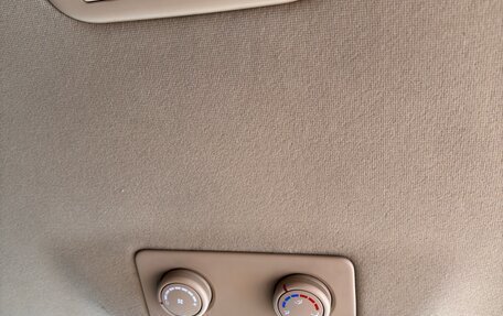 Hyundai H-1 II рестайлинг, 2015 год, 1 900 000 рублей, 16 фотография